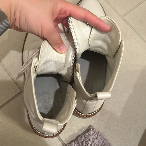 Vince Cabria Leather Combat Lace-up Booties In Off white size 8.5 - Picture 6 of 10